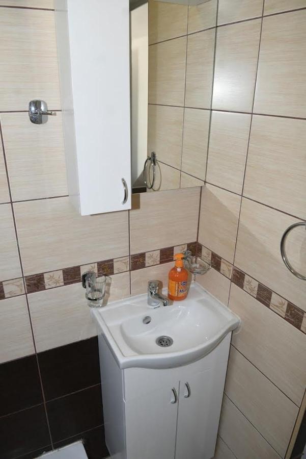 Apartamento Sobe Alex Veliko Gradište Exterior foto